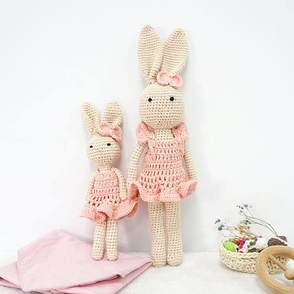 Bunny Family: Handmade Companions for Imaginative Play and Emotional Growth